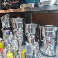 آبمیوه گیری.آب هویج گیری هلال ۲.۵ دوونیم اسب.G75|کافی‌شاپ و رستوران|تهران, شیخ هادی|دیوار