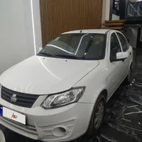 ساینا 1400 کم کار در حد