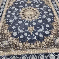 تعدادی فرش تک وجفت ته انباری استوک|فرش|شیراز, شاه قلی بیگی|دیوار