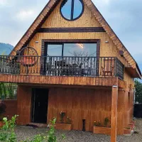 کلبه چوبی سویسی استخردار رامسر|اجارهٔ کوتاهمدت ویلا و باغ|رامسر, |دیوار