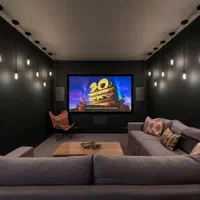 ویدیو پرژکتور با اسپیکر داخلی و اتصال ب گوشی|تلویزیون و پروژکتور|شیراز, ستارخان|دیوار