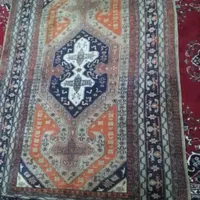 یک تخته فرش دستباف عتیقه ۱۰۰سال بیشتره|فرش|تهران, آذری|دیوار