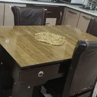 میز غذا خوری چهار نفره