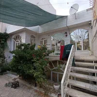 ۲۷۰ متر ویلایی/۳۰۰ متری بنا /۴ خواب/مستغلاتی