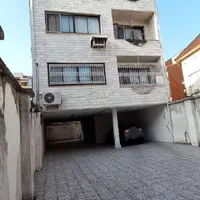 فروش خانه سه طبقه روی پیلوت بصورت یکجا