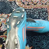 کفش ورزشی فوتبال سایز 38.5