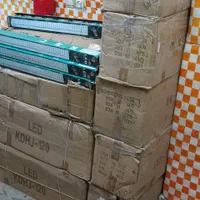 مهتابی شارژی نو و اکبند(فقط باطری هاش خراب شده)