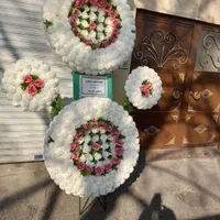کرایه تاج گل مصنوعی (خیریه) جهت مراسمات ترحیم|خدمات پذیرایی، مراسم|تهران, شمس‌آباد|دیوار