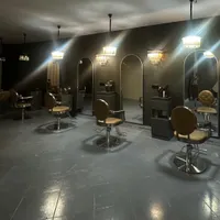 استخذام دستیار ارایشگر