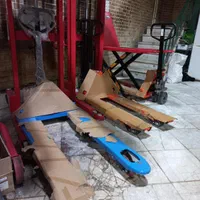 استاکربشکه گیر جک پالت بر باتری لیفتراک ، دستی|ماشین‌آلات صنعتی|کرمان, |دیوار