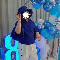 لباس دخترانه|کفش و لباس بچه|اصفهان, باغ فدک|دیوار