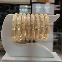 النگو طلاروس اصلی با کیفیت به زیبایی طلا|بدلیجات|مشهد, احمدآباد|دیوار
