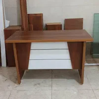 میز ، میز اداری ،میز تحریر کد۱۲۱۴|دفتر کار|تهران, سازمان برنامه شمالی|دیوار