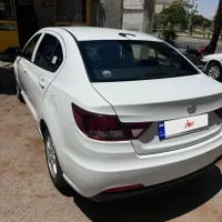 شاهین GL دنده ای، مدل ۱۴۰۴