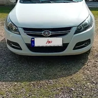 جک J5 اتوماتیک 1800cc، مدل ۱۳۹۳