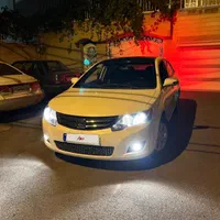 زوتی آریو