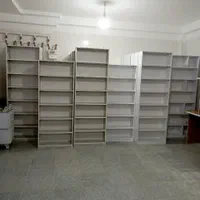 قفسه کتابخانه  ۴طبقه دربدار صنایع چوب و فلز حنفی|کتابخانه، شلف، قفسه‌های دیواری|قم, نیروگاه|دیوار