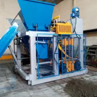 دستگاه بلوک زن 12 قالبه طرح زنیت آلمان|ماشین‌آلات صنعتی|تهران, آذربایجان|دیوار