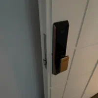 نصاب قفل دستگیره هوشمند.قفل دیجیتال. قفل هوشمند|خدمات پیشه و مهارت|تهران, پونک|دیوار