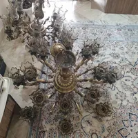 ۲عدد لوستر ۱۲ و ۱۶ شاخه برنزی در حد نو|لوستر و چراغ آویز|تهران, ارامنه|دیوار