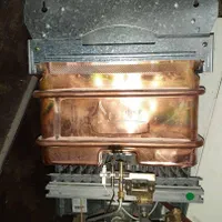 آبگرمکن دیواری بوتان سرویس شده