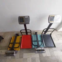 ترازو ، باسکول ۲۰۰ کیلویی گارددار A|فروشگاه و مغازه|اصفهان, برزان|دیوار