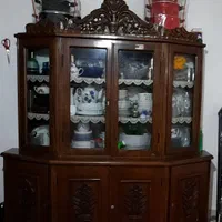 کمد بوفه چوبی دو تکه محکم و زیبا و جادار