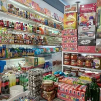 فروشنده سوپر مارکت