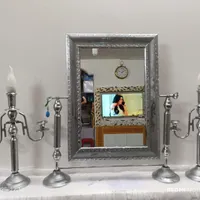آینه و شمعدون