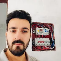 برقکار ساختمان برق کار نصب لوستر خط تلفن دوربین