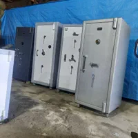 گاوصندوق جادار ( گاو صندوق بلند کوتاه حجیم)|ابزارآلات|تهران, شهرک طالقانی|دیوار