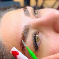 آموزش و خدمات کاشت و اکستنشن مژه و لیفت و لمینت|خدمات آرایشگری و زیبایی|مشهد, وکیل‌آباد|دیوار