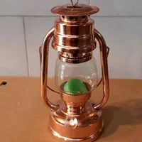 چراغ فانوس دریایی مسی و طلایی|صنایع دستی و سایر لوازم تزئینی|شیراز, لاله|دیوار
