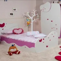 تخت و کمد برند آپادانا همراه دراور در حد نو