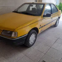 به یک راننده تاکسی نیازمندم