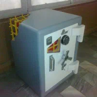 50گاو صندوق.باسایزمتفاوت 50گاوصندوقk|ابزارآلات|اصفهان, خانه اصفهان|دیوار