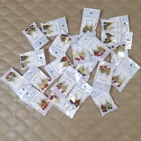 گوشواره، به صورت عمده|بدلیجات|اصفهان, مصلی|دیوار