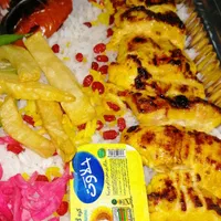 کارگر ساده و کمک آشپز