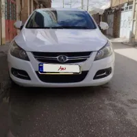 جک J5 اتوماتیک 1800cc، مدل ۱۳۹۳