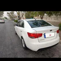 سراتو اتوماتیک ۲۰۰۰
