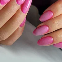 ژلپولیش لمینت کاشت مانیکور ناخن با کیفیت بالا|خدمات آرایشگری و زیبایی|اصفهان, شهرک میلاد|دیوار