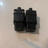 سوکت برق ups