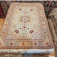ذرع و نیم دستباف تبریز ۵۰ رج کرک و ابریشم|فرش|تهران, اکباتان|دیوار