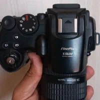 دوربین حرفه ای