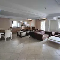 آپارتمان ۱۳۶ متر ۲ پارکینگ سندی