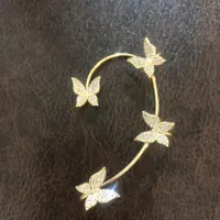 گوشواره ایرکاف رنگ ثابت