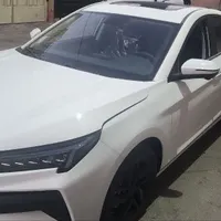 کی‌ام‌سی J7، مدل ۱۴۰۴