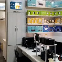 کارمند دفتری آشنا به طراحی