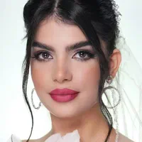 میکاپ و شنیون تخصصی VIP با تخفیف ویژه تا ۳۰ آبان|خدمات آرایشگری و زیبایی|لاهیجان, قیام|دیوار