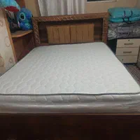 تخت خواب ۲نفره ،تشک ۲نفره،میزنهارخوری ۶نفره|مبلمان خانگی و میز عسلی|اصفهان, دستگرده|دیوار